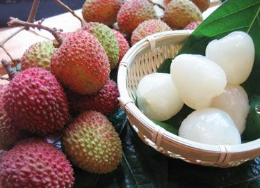 甲狀腺結節|大蒜有益散結？醫生忠告：常忌“3果2菜”，甲狀腺結節不敢造次
