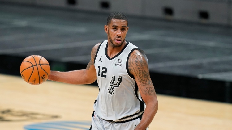 籃網(wǎng)隊(duì)|阿德買斷！莊神買斷！湖人籃網(wǎng)0交易，真想坐收漁利？