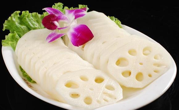 安神|女性绝经后，真的会“断崖式”衰老？医生建议：这5物请敞开吃