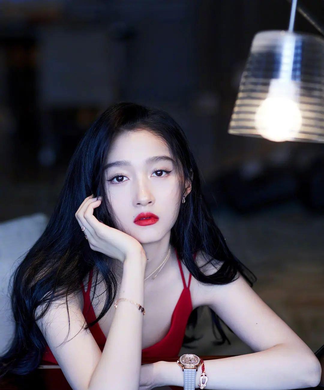 赵丽颖|张哲瀚,吴亦凡,关晓彤,肖战,孟美岐,赵丽颖,张雨绮,杨颖