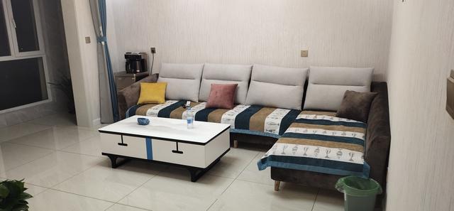 全屋贴壁纸，简约风格设计超温馨，穷装也可以很美很温馨