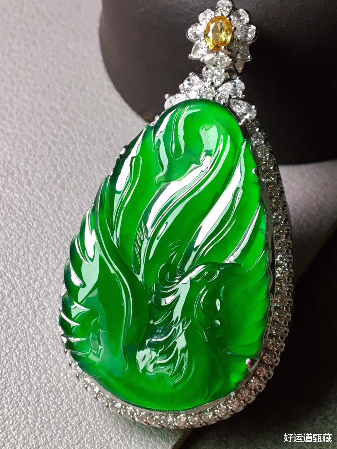 文玩|好的翡翠一定能满足“种好”、“色好”、“工艺好”这三个特点