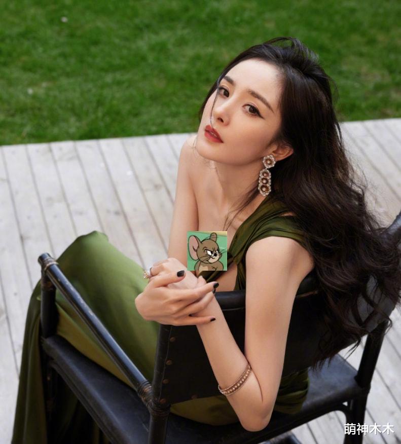 辣妹|85花盛典礼服秀来了!杨幂连换三套迎战,刘诗诗咖位不稳,唐嫣翻车