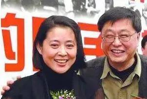 |62岁春晚女神倪萍，就这样改写了自己的结局，苦尽甘来，终无遗憾