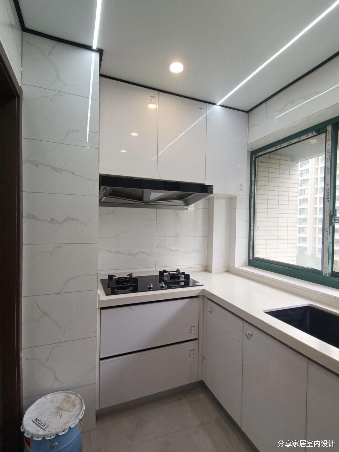 她家花15W装修新房，全屋自己设计，最满意全屋定制的柜子！