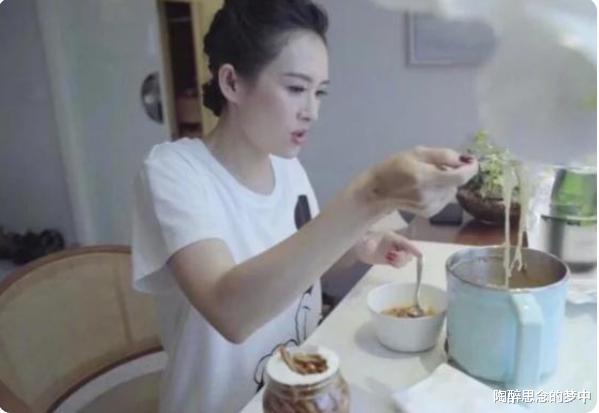 |章子怡瘦身成功，常年保持体重不过百，自律的人或更有魅力