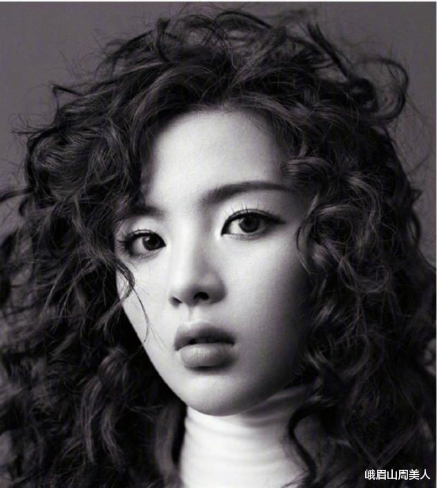 发型|?45岁的女人，建议避开这5种发型，不仅大妈感十足，还显老没气质