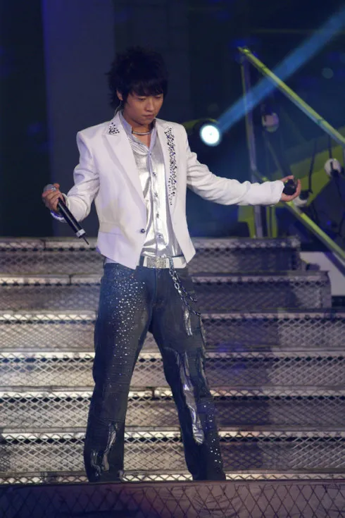 魏晨|恭喜结婚！嫁了13年初恋，大半个娱乐圈来祝福…