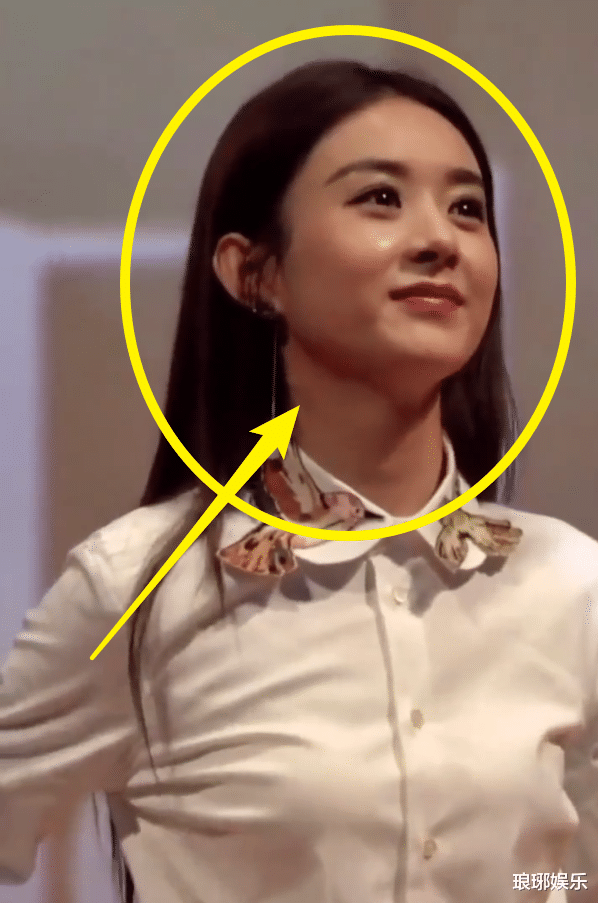 赵丽颖|赵丽颖风波后亮相活动，身形瘦了十斤让人心疼，这腿围没看错吧？