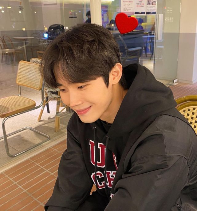 韩星|被传曾在夜店做牛郎，疑似韩星崔时训用中文辟谣：我绝对不是鸭子