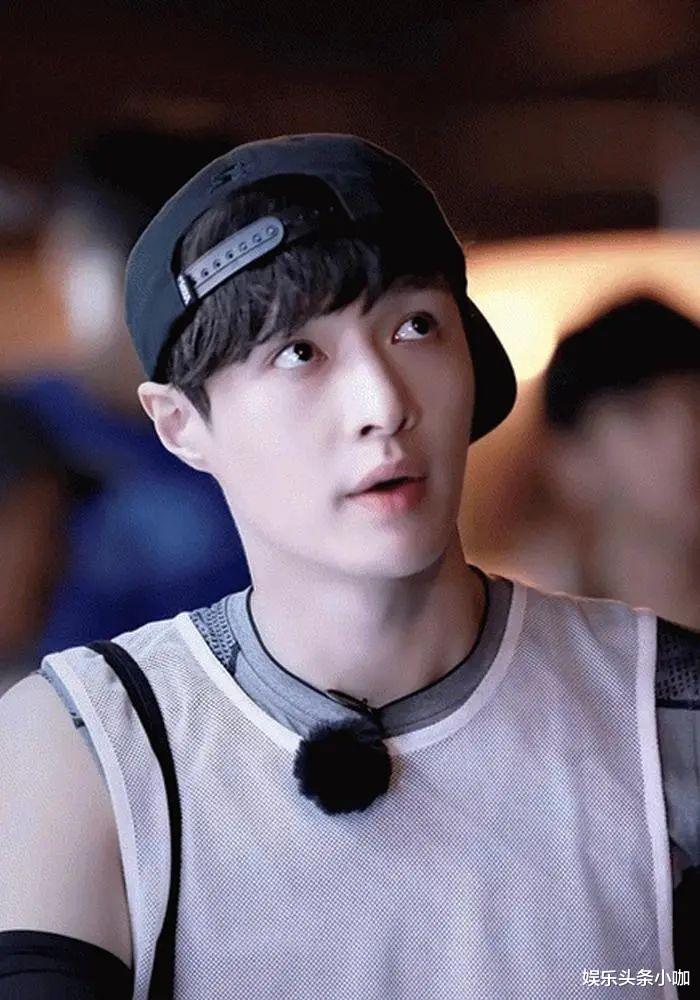 张哲瀚|藏不住了！发博秒删，他俩来真的？