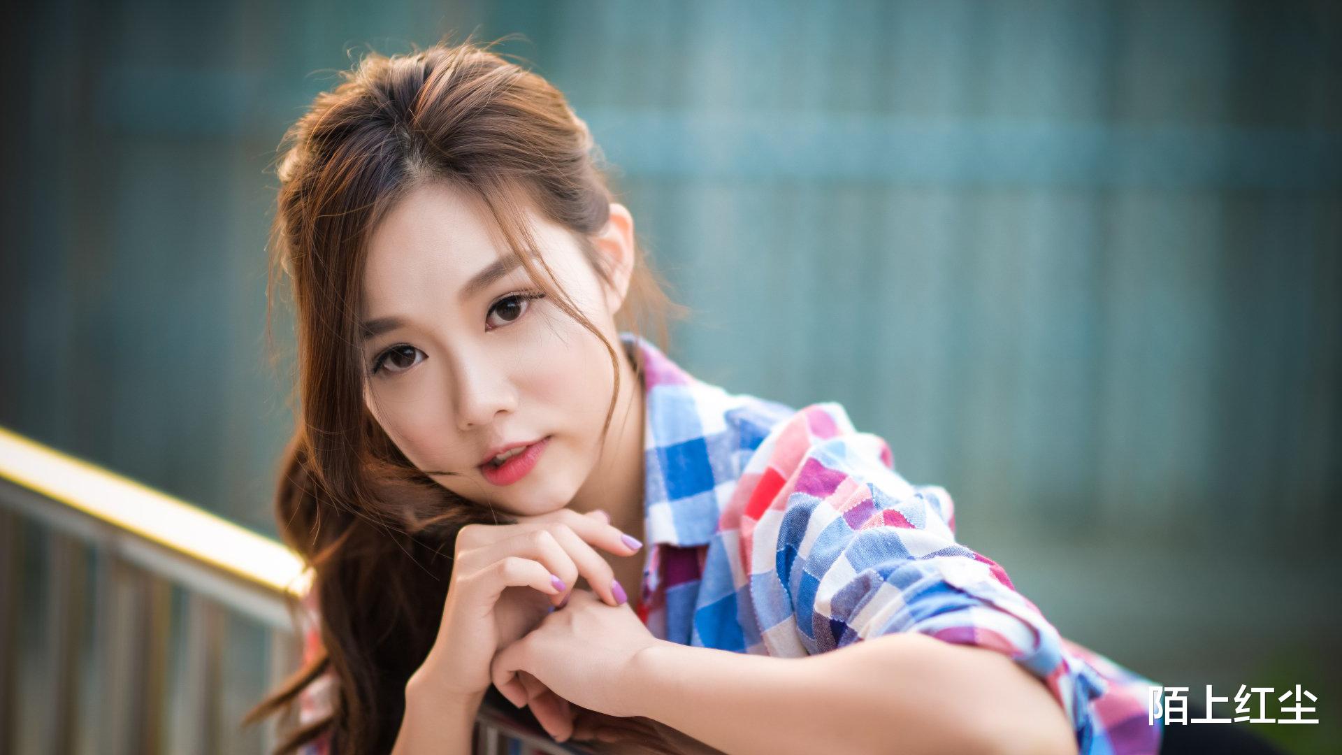 刘亦菲|“马总化腾的女儿又爆出近照，朋友们你们觉得漂亮吗？”