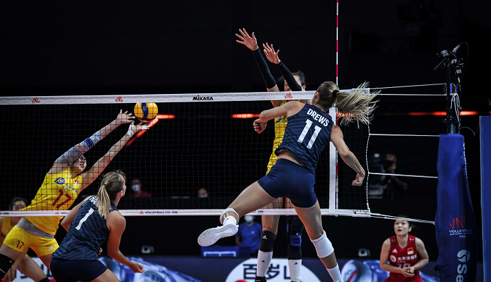 美国队|7连胜收官！中国女排3-0送美国队首败，终结对手14连胜纪录