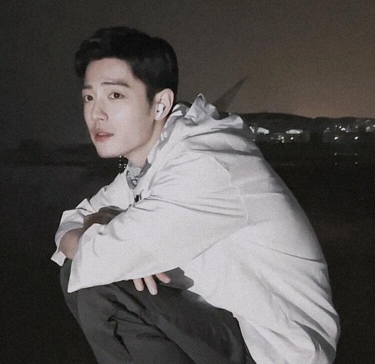 肖战|肖战捐款被嘲，二度捐款依然难逃职黑诋毁，他的善良应该被称赞！