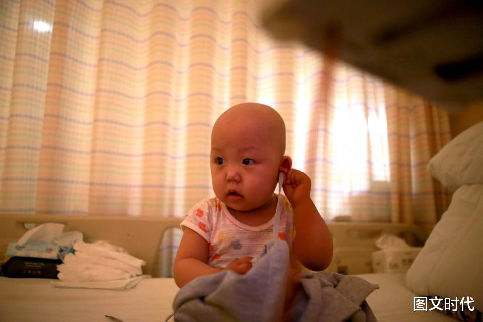 胆固醇|女子与三位男士生三娃，因小女儿特殊部位的一次出血，她陷入绝望