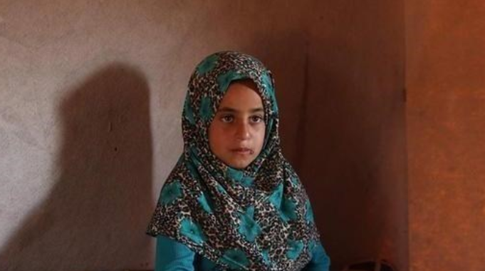 敘利亞難民，少女被明碼標價，2000元隨便挑，無法掩蓋其悲痛-圖5
