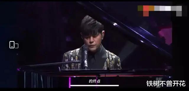 开心麻花|杨坤怒向华语乐坛开炮,看完十大金曲排行榜,直言倒退十年说少了