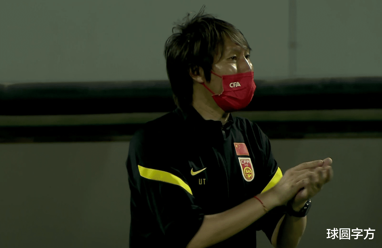 武磊|2-0！武磊连续两场比赛造点，怒吼庆祝，堵住所有质疑之声