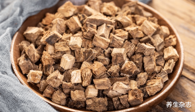 肝癌|55岁大妈每天吃“1菜”，肝癌离世，医生叹息：吃一口堪比6斤塑料袋