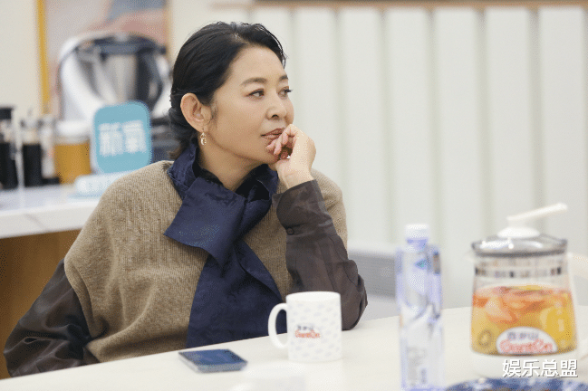 李现|官宣恋爱承认生子，两度挤爆热搜，王子文吴永恩修成正果因坦诚