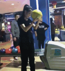 小姐姐|小姐姐，不要以为不在办公室就安全了，等别人发现可是为时已晚！