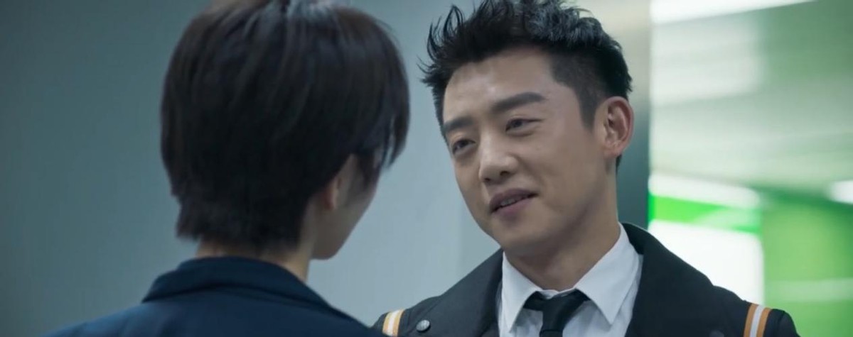 李俊昊|仅播1集，收视就破1，张国立一出手就给东方卫视带来了“王炸”