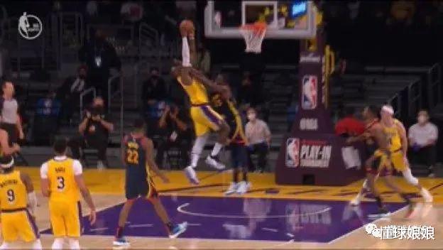 勒布朗·詹姆斯|绝命3分!被激怒的詹姆斯真恐怖,格林你活该