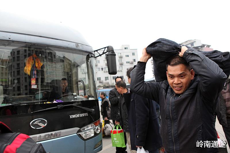 工地|人到中年,40多岁出去找工作难吗?放低姿态,扑下身子,没有问题