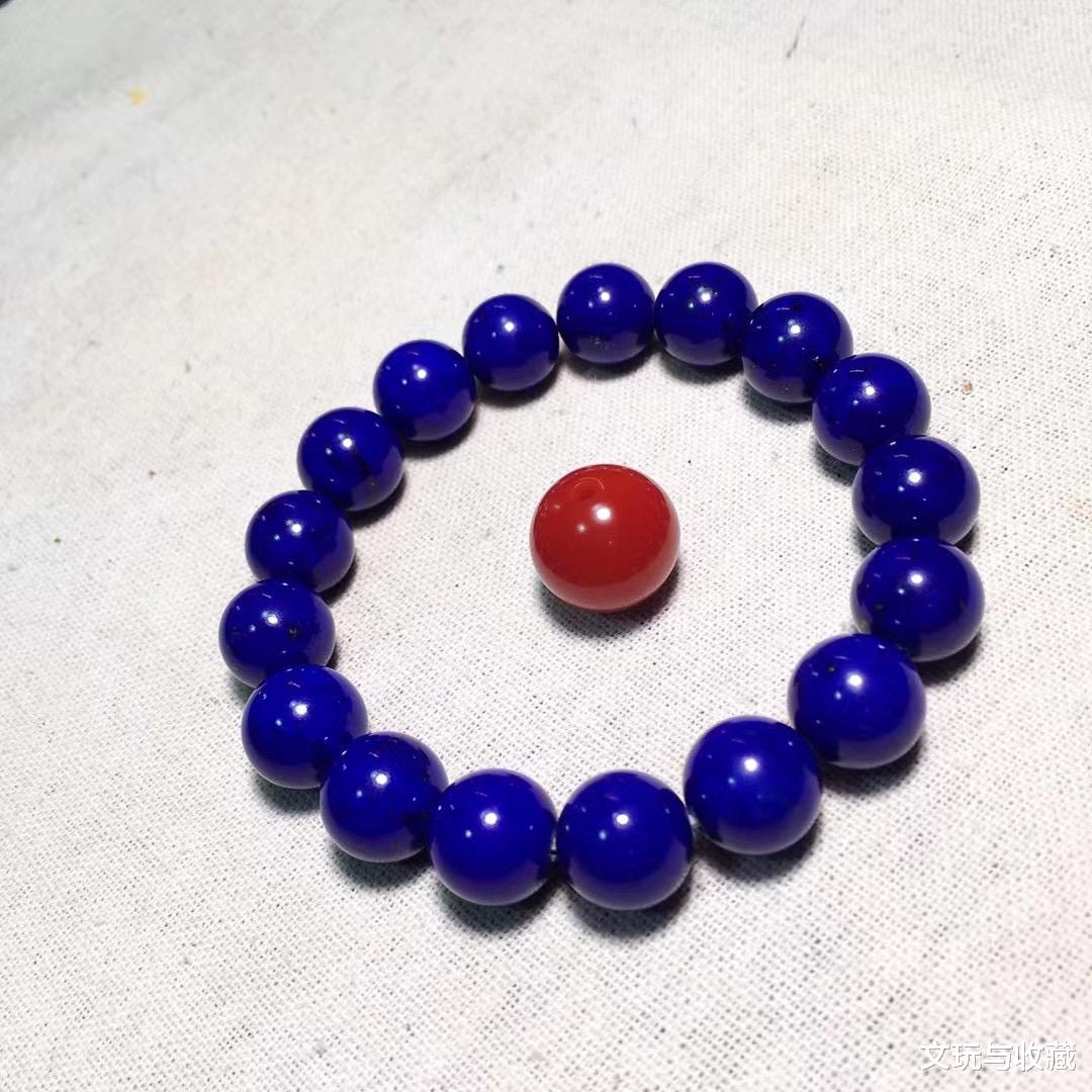 |为啥现在很多男士都要戴着一件手串,信仰还是装扮?