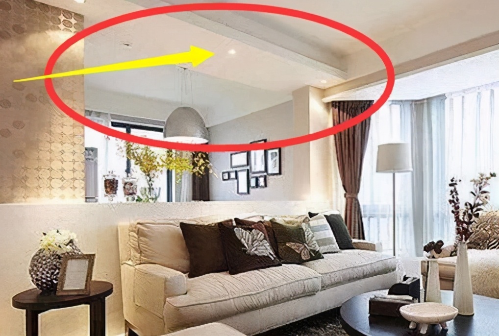 |越来越多人空调不挂墙壁上，都流行挂这里，太聪明了！