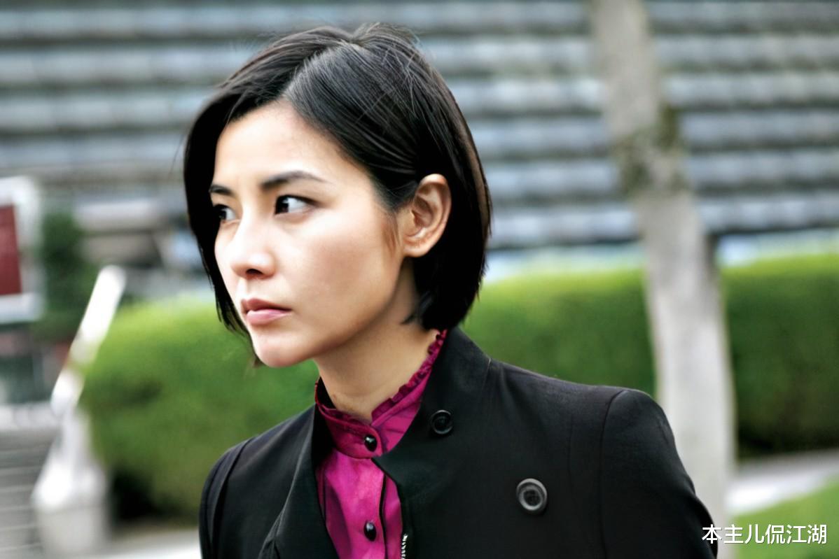 蒙嘉慧|蒙嘉慧：打败梁咏琪，和郑伊健结婚8年，49岁没孩子也幸福