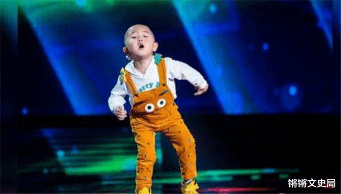 张峻豪|张峻豪：3岁上央视，5岁上春晚，回归学校后不愿学习，今销声匿迹