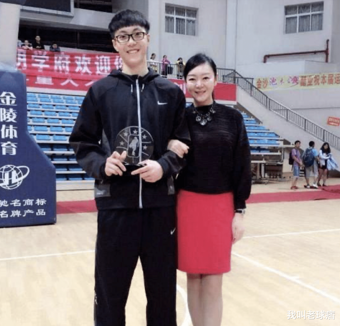 广东男篮|千万奖金分配曝光！广东队夺冠后分奖，胡明轩一夜暴富