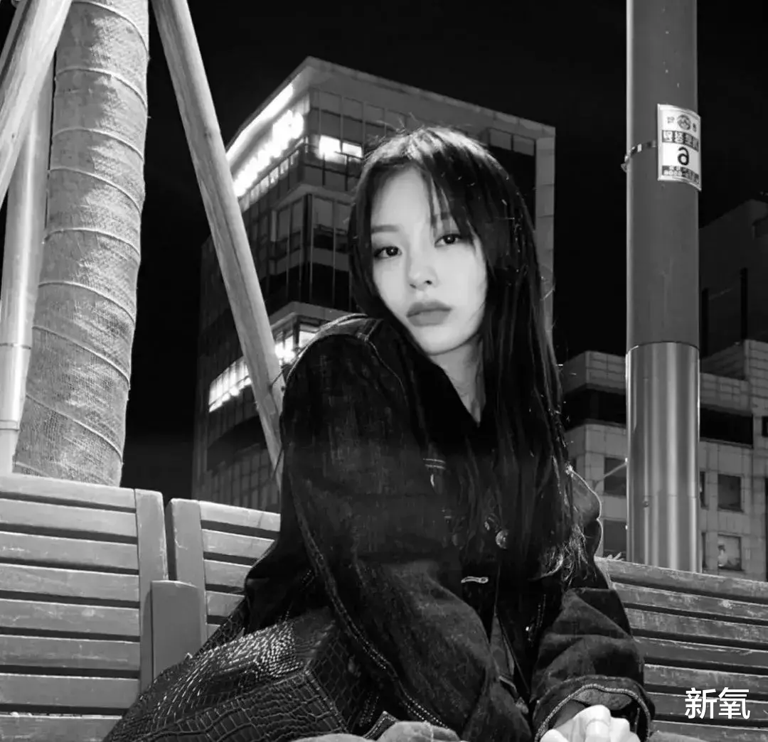 整形|一个抬眸就涨粉200万，她的恶女颜早已预定年度新晋整形模板了？