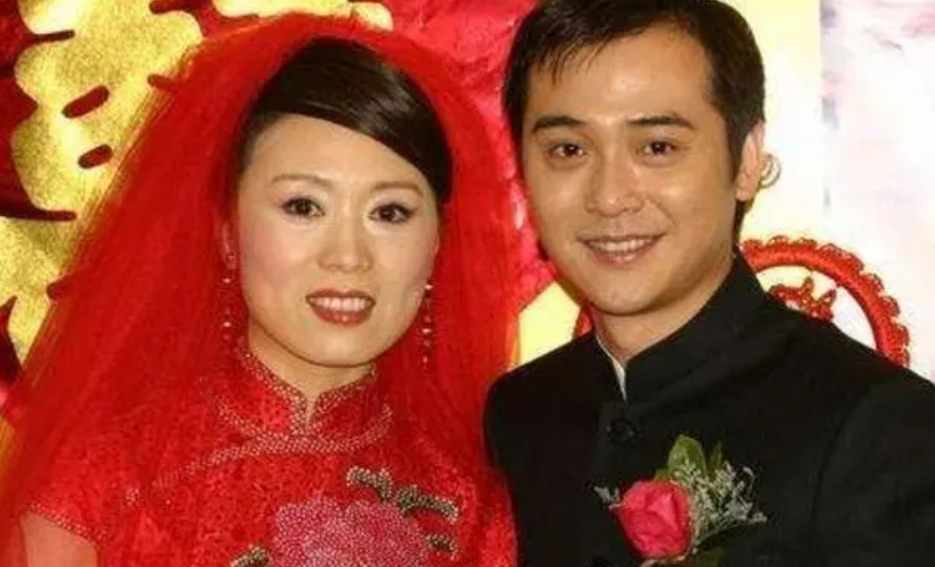 吴琼|相差十五岁“姐弟恋”,断绝父子关系也要在一起,现在却让人羡慕