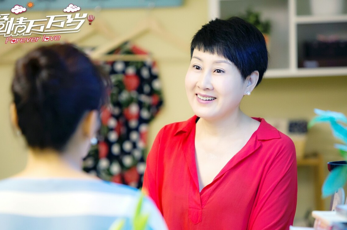 短发 张凯丽的“不等式短发”告诉我们,留对发型太重要,不装嫩显年轻