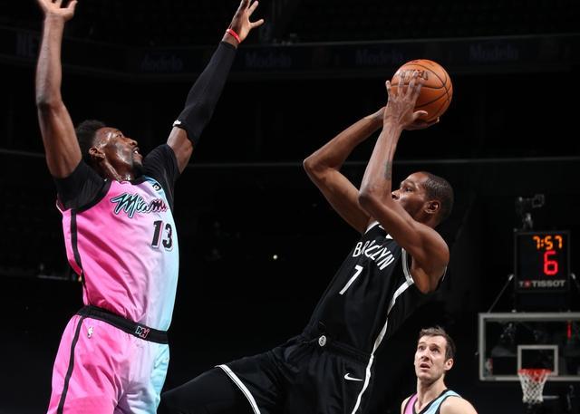 火箭队|热火火箭3换1交易方案出炉!22+6全明星联手巴特勒,火箭一箭双雕