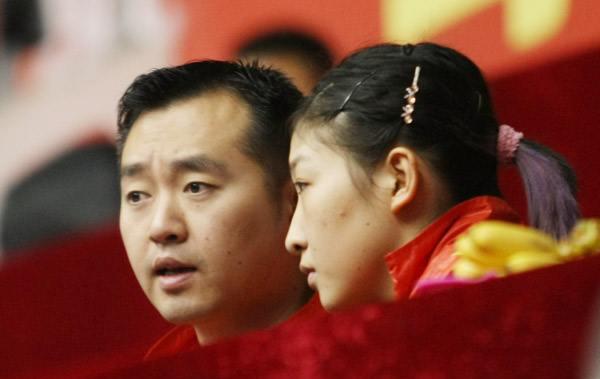 孔令辉|孔令辉公开亮相！2022年将至，他会回归国乒、执教孙颖莎等人吗？