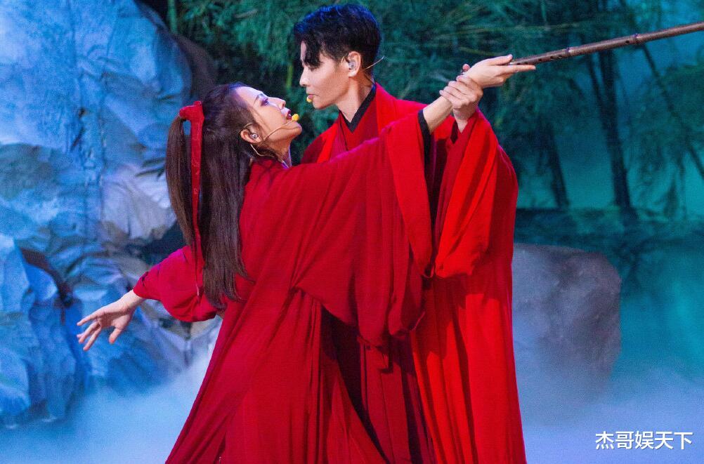 张晋|站在比赛的角度看成团夜，六公控票太明显，根本不符合正常逻辑