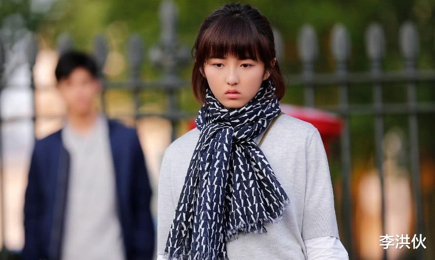 张子枫|张小斐拿奖后，张子枫错失影后一脸不高兴？网友：她本就很内向