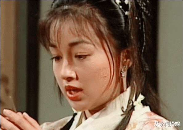 黄忆慈|同样是演“傻白甜”，为何有人娇俏灵动，有人演成了“真傻子”？