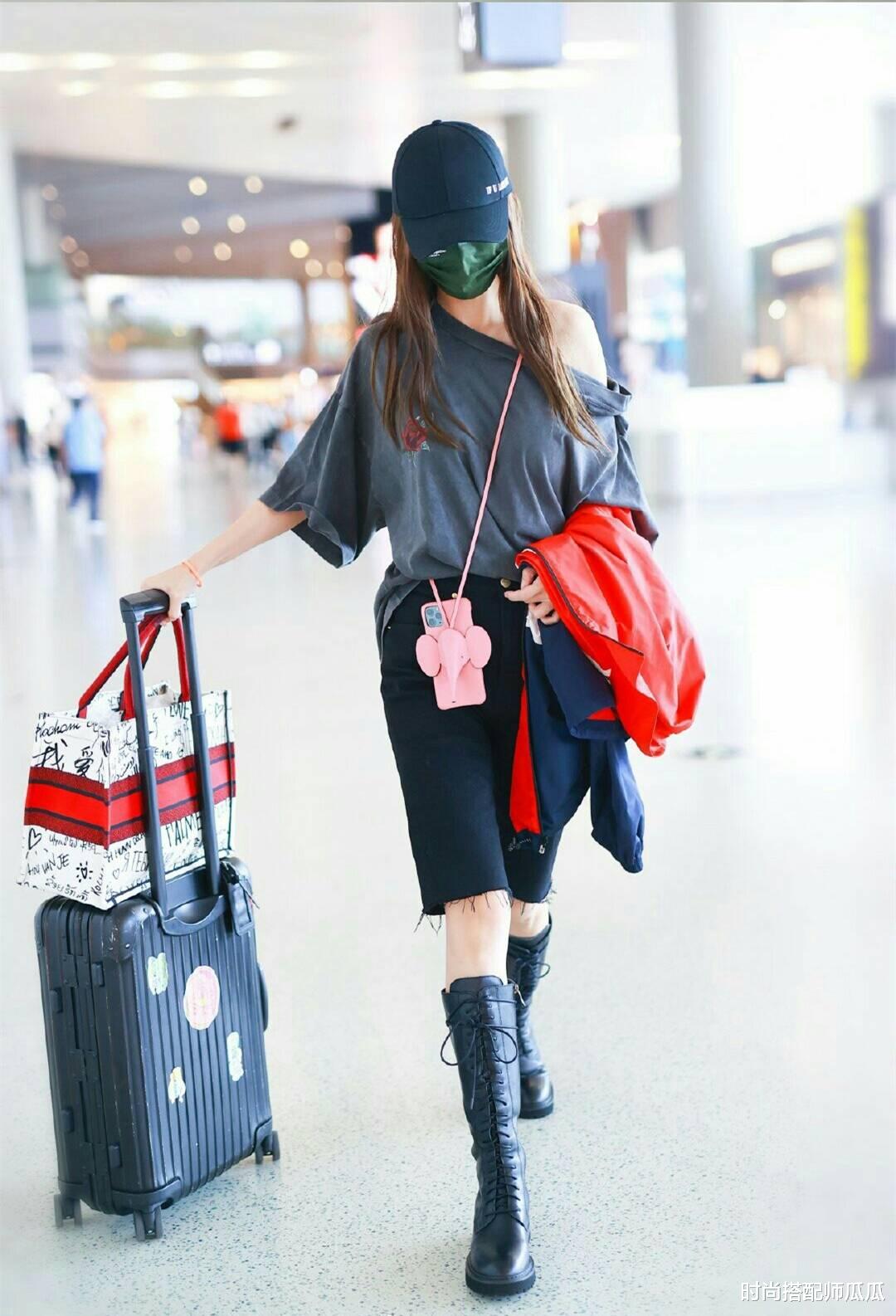 t恤|?Baby最新美照晒出,穿粉色“挤奶裙”美艳动人,越来越有女人味了