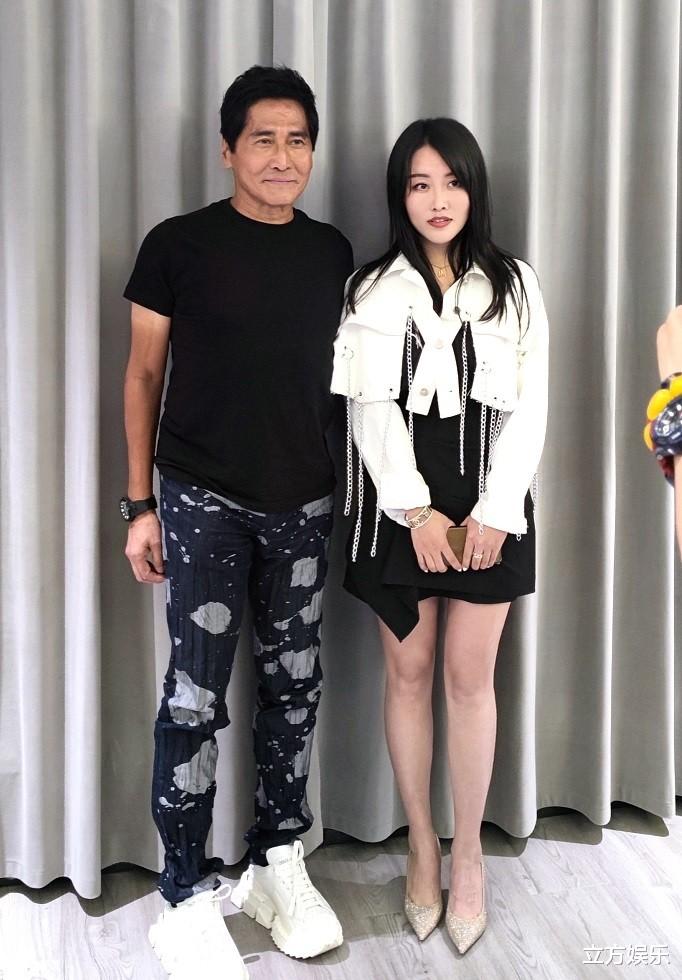 章子怡|齐秦现身商演老态尽显，两眼凹陷侧颜吓人，与王祖贤对比差距大