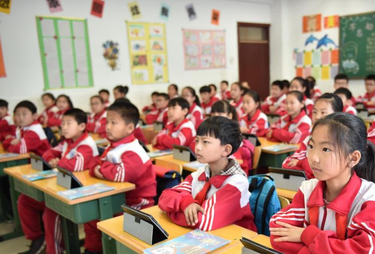 山西省|小学生作文《我的家》走红，一家人上演一部大片，人物形象真实