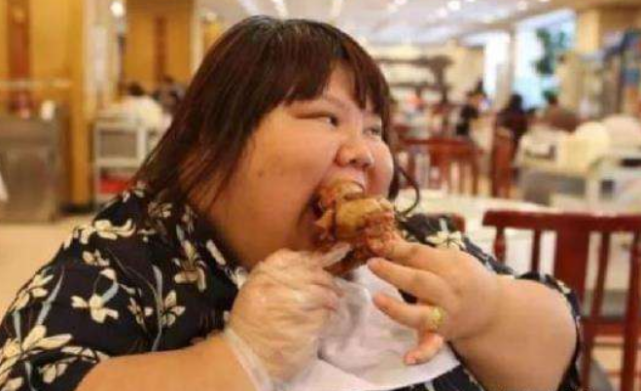 校花 “校花”陈皖枝:丈夫太过宠爱,养到300斤睡塌2张床,现状如何?