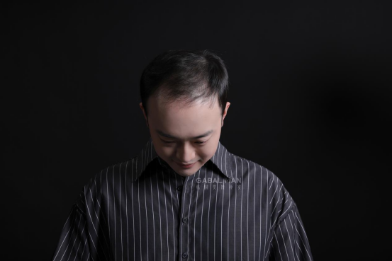GabalMan贾博补发|告别“秃头大叔”称号，从头开始，2小时满头秀发