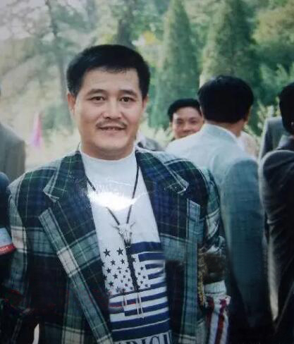 赵玉芳|赵本山的大女儿赵玉芳:心疼离异的单身母亲,也爱父亲和继母