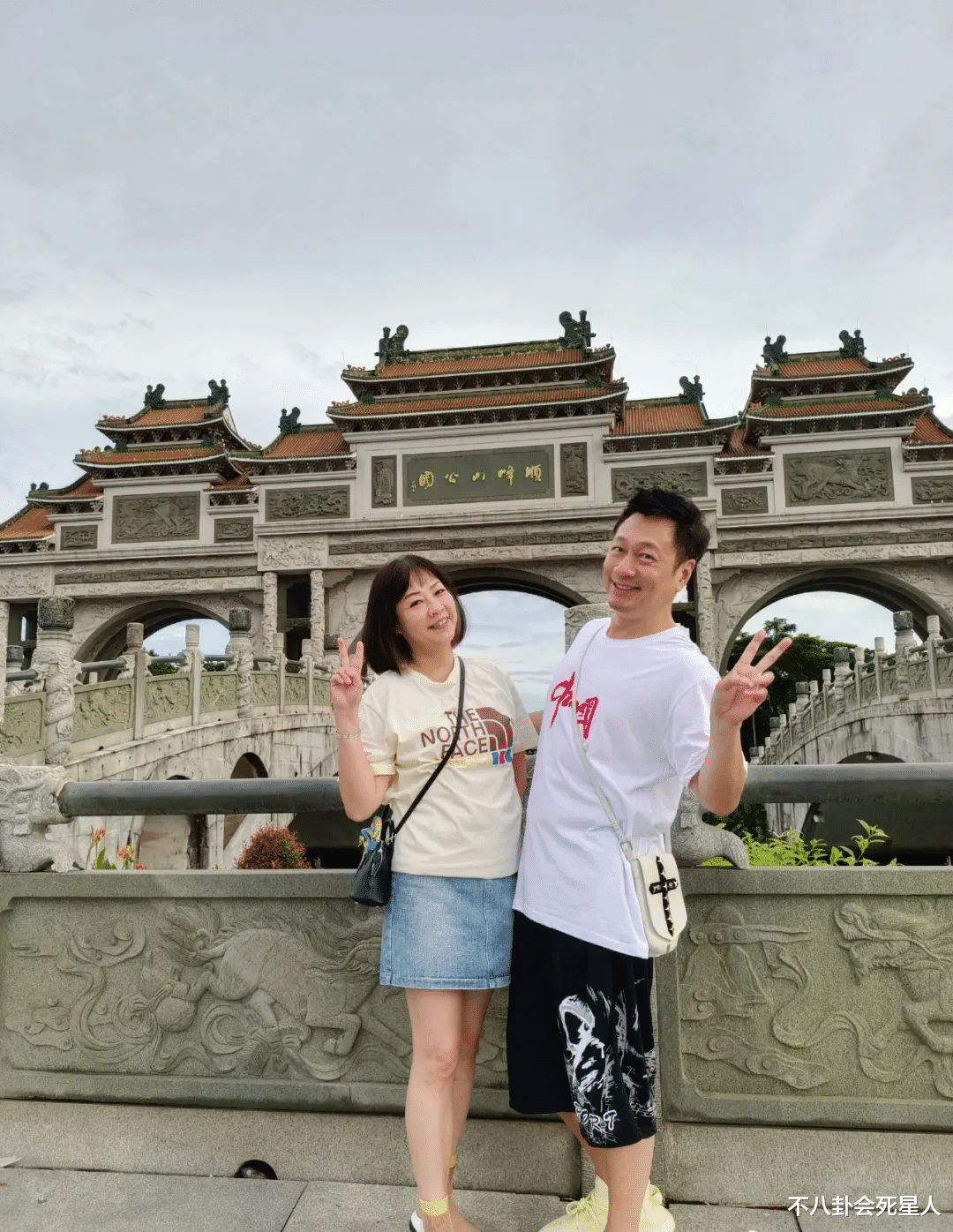 马景涛|8位祖籍内地的港台艺人，有人晚年落叶归根，有人每年回内地祭祖