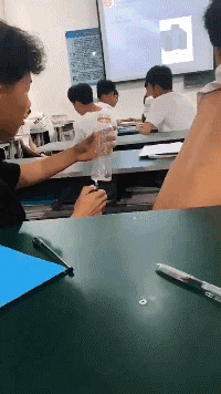“女生可以漂亮到什么程度？”