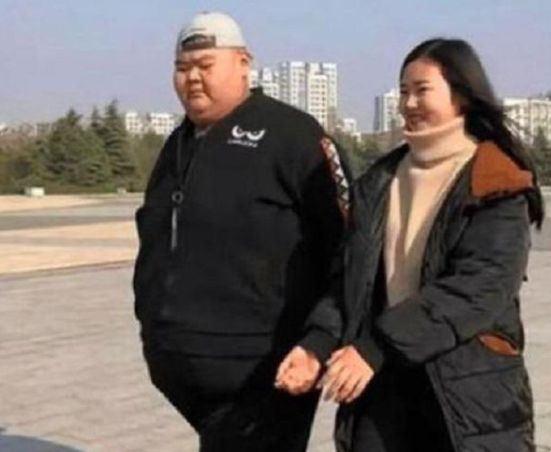 |当中国第一胖，为爱情一年减掉400斤后，你还相信爱情吗？